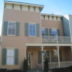 Washington Square House - Lovingly restored home in Savannah.