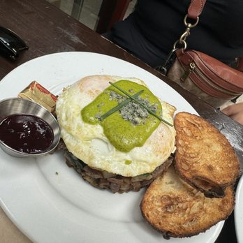 Blu Jam Cafe - Steak hash - Breakfast & Brunch Near Me - Los Angeles, California Blu Jam Cafe - Steak hash - Breakfast & Brunch Near Me - Los Angeles, California