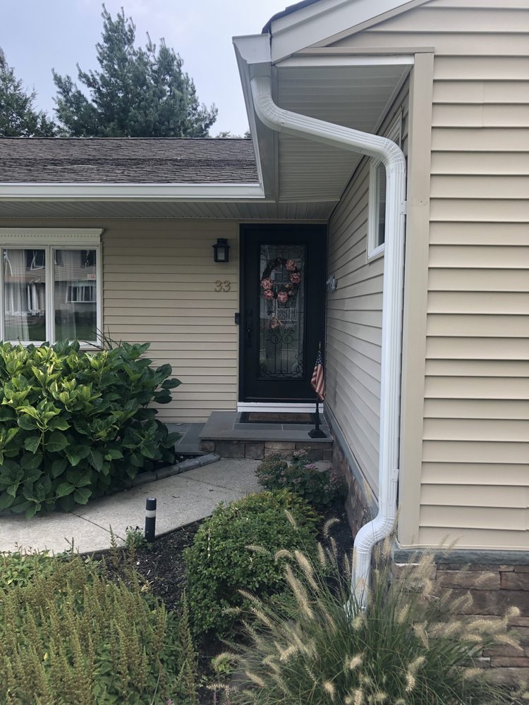 ISLAND GUTTERS Updated October 2024 17 Photos 34 E Main St