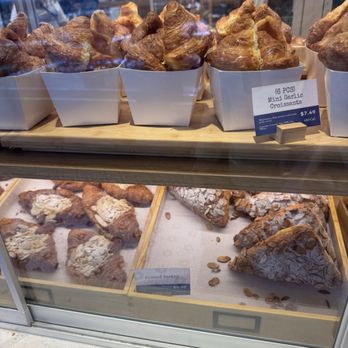 Paris Baguette - More pastries - Coffee & Tea Near Me - Mt. Pleasant, South Carolina Paris Baguette - More pastries - Coffee & Tea Near Me - Mt. Pleasant, South Carolina