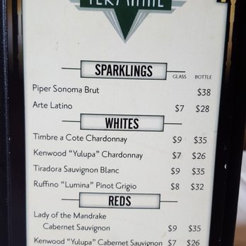 Messina's Runway Cafe - Breakfast & Brunch Near Me - New Orleans, Louisiana
