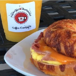Redmond Coffee Company - Bagel sandwich and yummy smoothy