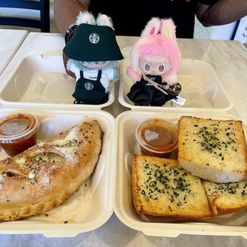 Amina Pizzeria - dinner - Pizza Near Me - Honolulu, Hawaii