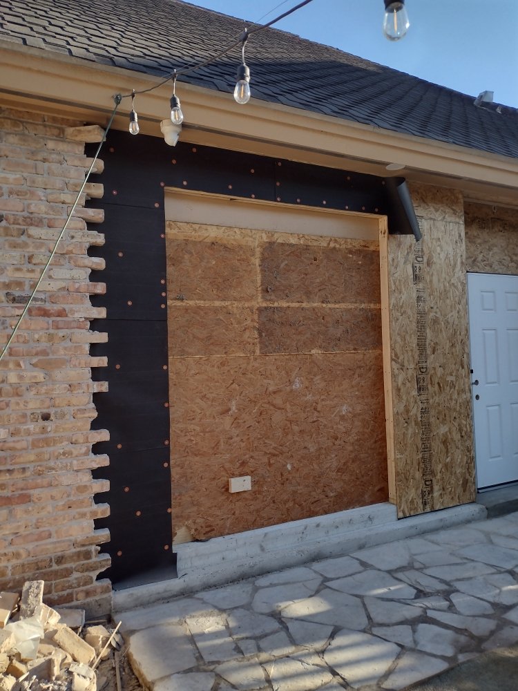 Slide of Universal Tech Service