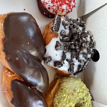 Randy's Donuts - Donuts Near Me - El Segundo, California Randy's Donuts - Donuts Near Me - El Segundo, California