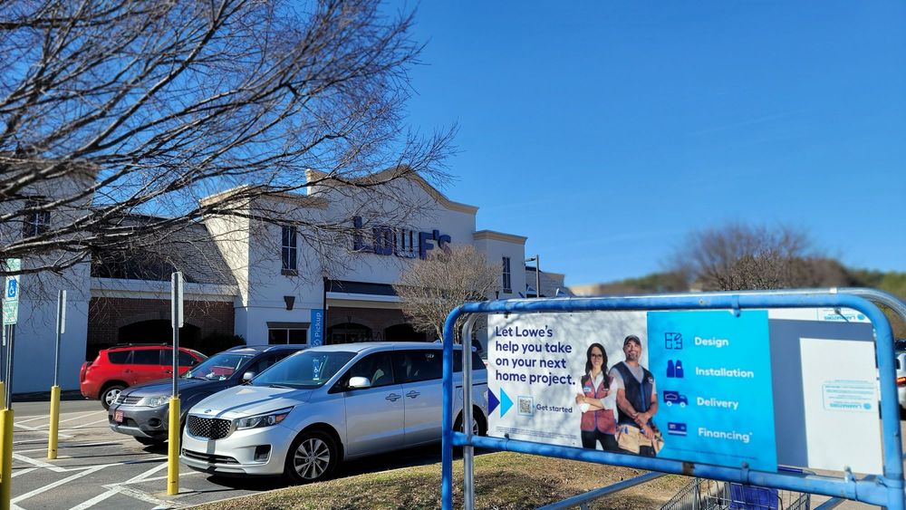 LOWE’S HOME IMPROVEMENT Updated September 2024 19 Photos & 55