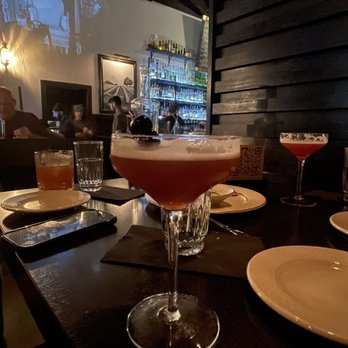 The Roosevelt Room - Ward eight - Cocktail Bars Near Me - Austin, Texas The Roosevelt Room - Ward eight - Cocktail Bars Near Me - Austin, Texas