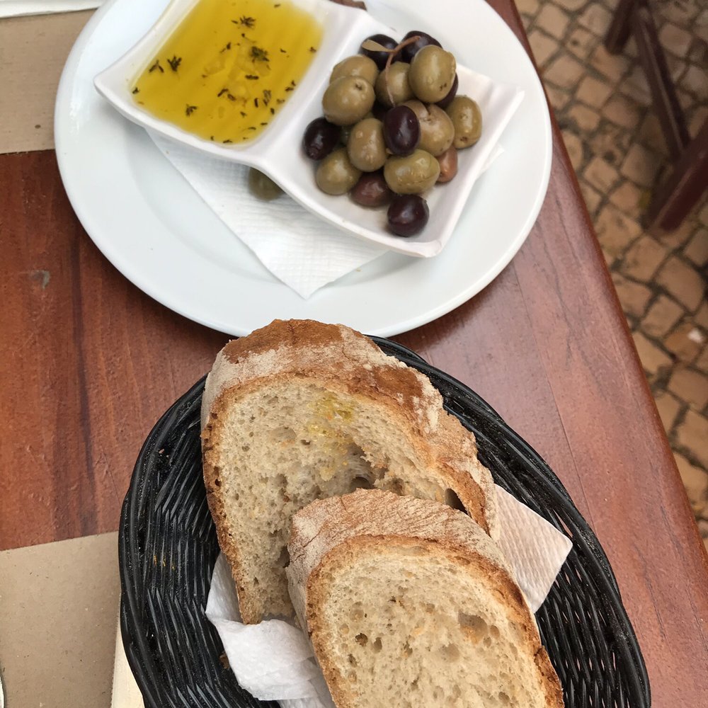 Chapitô à Mesa - Portuguese Near Me - Lisbon, 11