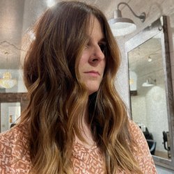 HEF Hair - THE WORKS:
- full balayage
- k18 treatment
- gloss
- cut & style