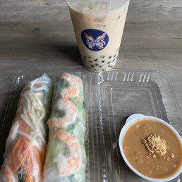 Shrimp summer roll w/ peanut sauce Shrimp summer roll w/ peanut sauce