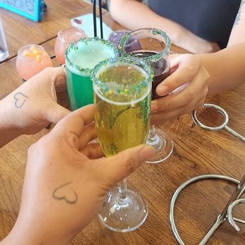 Madres Brunch - Mimosa flight - Breakfast & Brunch Near Me - Corona, California Madres Brunch - Mimosa flight - Breakfast & Brunch Near Me - Corona, California