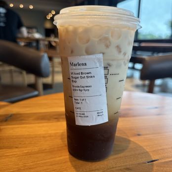 Starbucks - Coffee & Tea Near Me - Laurinburg, North Carolina Starbucks - Coffee & Tea Near Me - Laurinburg, North Carolina