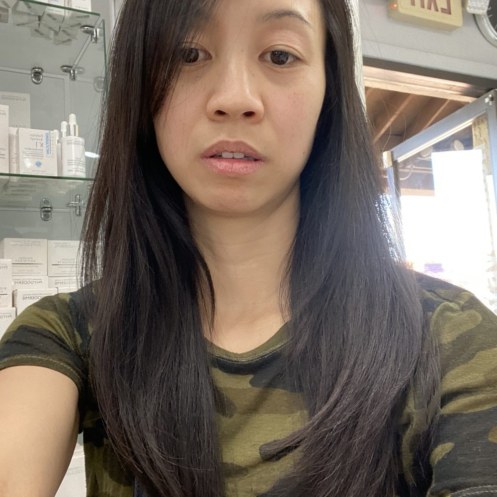 My new lovely fresh cut! pretty layering, but not to much!