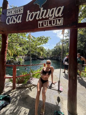 Cenote Tortuga by null