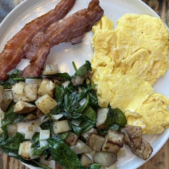 Chula Artisan Eatery - Classic Breakfast - Breakfast & Brunch Near Me - La Quinta, California Chula Artisan Eatery - Classic Breakfast - Breakfast & Brunch Near Me - La Quinta, California
