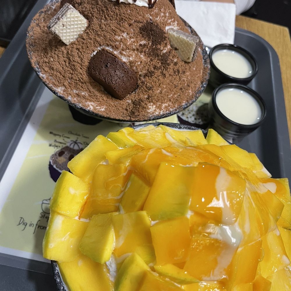 Snow Bowl - chocolate and mango bingsoo - Bubble Tea Near Me - Newark, California Snow Bowl - chocolate and mango bingsoo - Bubble Tea Near Me - Newark, California