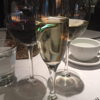 Glowbal - Red wine, white wine, and prosecco - Canadian (New) Near Me - Vancouver, British Columbia Glowbal - Red wine, white wine, and prosecco - Canadian (New) Near Me - Vancouver, British Columbia