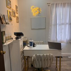 Hippie Haus - So Golden Permanent Jewelry by Dani!