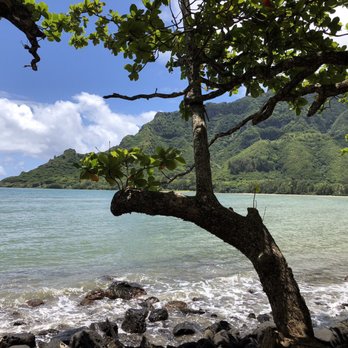 Kahana Bay Beach - Beaches Near Me - Kahana, Hawaii Kahana Bay Beach - Beaches Near Me - Kahana, Hawaii