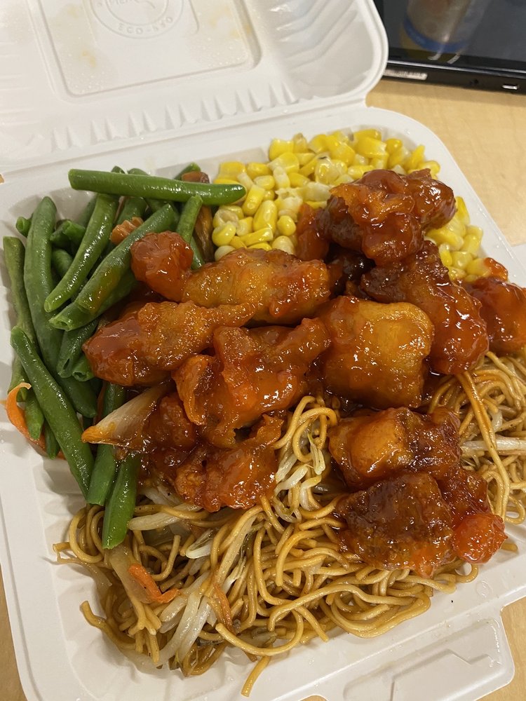 CALIFORNIA THAI Updated September 2024 160 Elgin Street, Ottawa