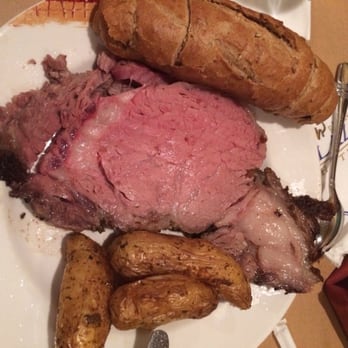 Café Matisse - Prime Rib, Fingerling Potatoes, and Multi Grain bread from Dinner Buffet - Buffets Near Me - Orlando, Florida Café Matisse - Prime Rib, Fingerling Potatoes, and Multi Grain bread from Dinner Buffet - Buffets Near Me - Orlando, Florida