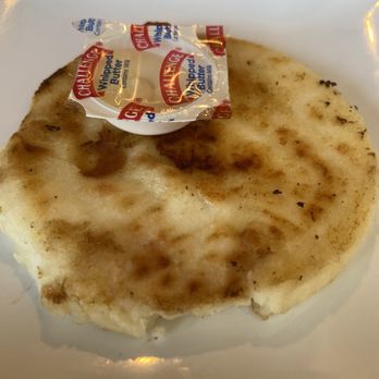 Sazón Colombia - Arepa con Queso - Colombian Near Me - Chatsworth, California Sazón Colombia - Arepa con Queso - Colombian Near Me - Chatsworth, California