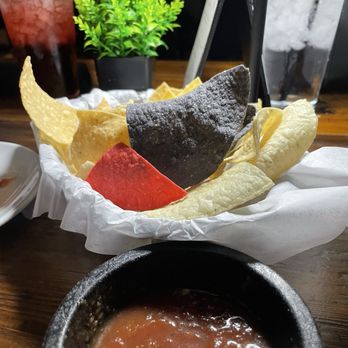 Tesoro Latin Kitchen & Cantina - Chips & salsa - Latin American Near Me - Tucson, Arizona
