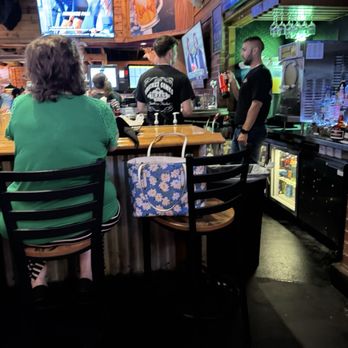 Texas Roadhouse - Bar - Steakhouses Near Me - New Hartford, New York Texas Roadhouse - Bar - Steakhouses Near Me - New Hartford, New York