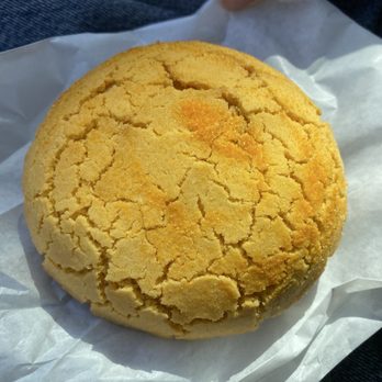 Dim Sum Basket - Mango bun - Dim Sum Near Me - Brentwood, California Dim Sum Basket - Mango bun - Dim Sum Near Me - Brentwood, California