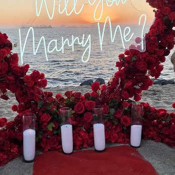 Lara Events - Our beautiful sweetheart arch. - Party & Event Planning Near Me