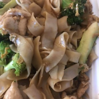 Thai Chili - This is what flavorless food looks like. - Thai Near Me - Atlanta, Georgia Thai Chili - This is what flavorless food looks like. - Thai Near Me - Atlanta, Georgia