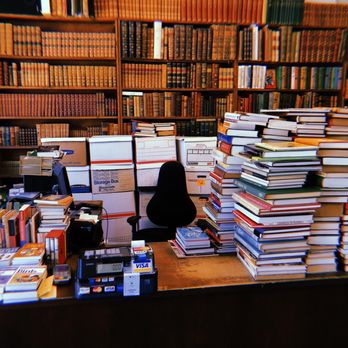 Feldman's Books - Front desk - Used Bookstore Near Me - Menlo Park, California Feldman's Books - Front desk - Used Bookstore Near Me - Menlo Park, California