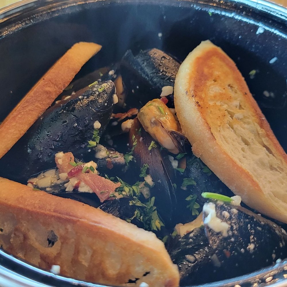 Rio’s Brewing - Pubs Near Me - Grand Prairie, Texas