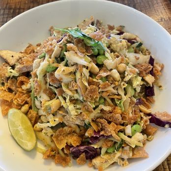 California Pizza Kitchen - Thai crunch salad - Pizza Near Me - Kapolei, Hawaii California Pizza Kitchen - Thai crunch salad - Pizza Near Me - Kapolei, Hawaii