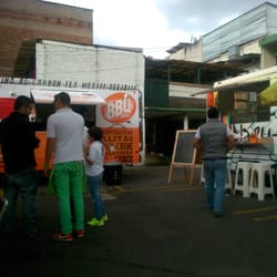 Food Trucks Inn - Nacu y ribs and wins