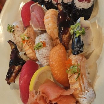 Maguro Sushi Bar - 12 Piece Nigiri combo with tuna roll - Sushi Bars Near Me - Charleston, South Carolina Maguro Sushi Bar - 12 Piece Nigiri combo with tuna roll - Sushi Bars Near Me - Charleston, South Carolina