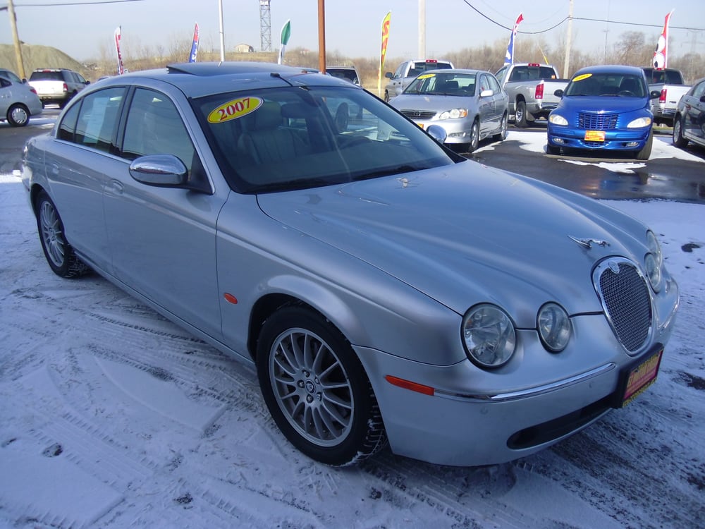 EZ MOTOR CREDIT Updated September 2024 4400 W 135th St, Crestwood