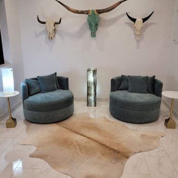 Pure indulgence Aesthetics - Inside the client waiting room - Medical Spas Near Me - Southlake, Texas Pure indulgence Aesthetics - Inside the client waiting room - Medical Spas Near Me - Southlake, Texas