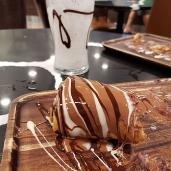 Melt n’ Dip - Banana Wrap & Oreo Milkshake - Creperies Near Me - Willowbrook, Illinois