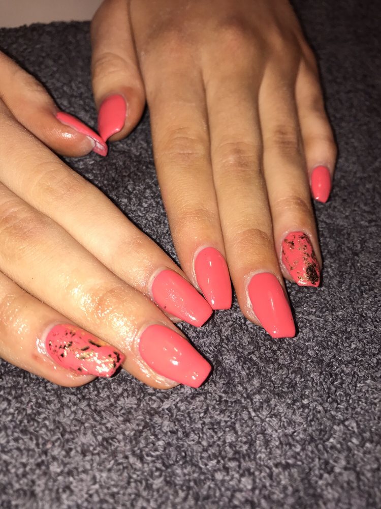 NO NONSENSE NAILS 14 Photos Kenton Drive, East Kilbride, South Lanarkshire, United Kingdom