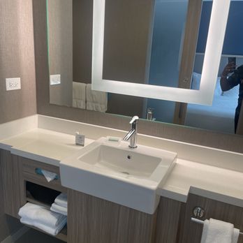 SpringHill Suites by Marriott Chicago Chinatown - Hotels Near Me - Chicago, Illinois