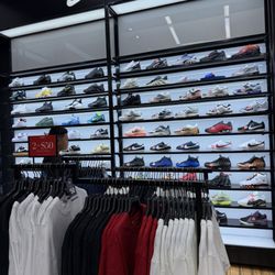 Shoe Palace