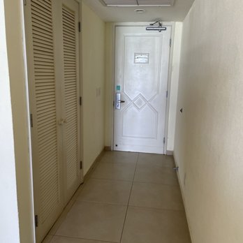 Iberostar Selection Cancún - Entryway 1016 - Hotels Near Me - Cancún, ROO Iberostar Selection Cancún - Entryway 1016 - Hotels Near Me - Cancún, ROO