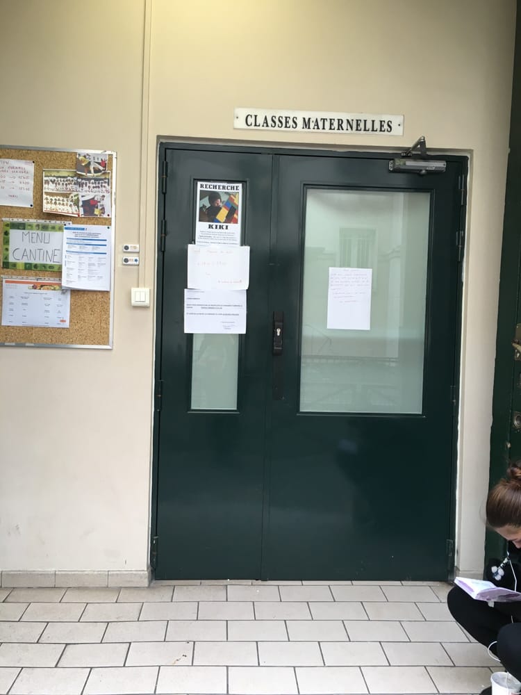 GROUPE SCOLAIRE SAINT AMBROISE 11 passage St Ambroise, Paris, France