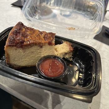Gimme's Par & Grill - Peanut Butter & Jelly Cheesecake - Cocktail Bars Near Me - Grand Rapids, Michigan