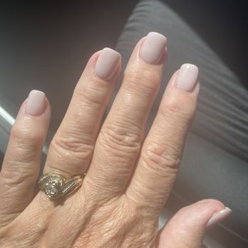 King & Queen Nails & Spa - Dip nails neutral color. - Nail Salons Near Me - Phoenix, Arizona King & Queen Nails & Spa - Dip nails neutral color. - Nail Salons Near Me - Phoenix, Arizona