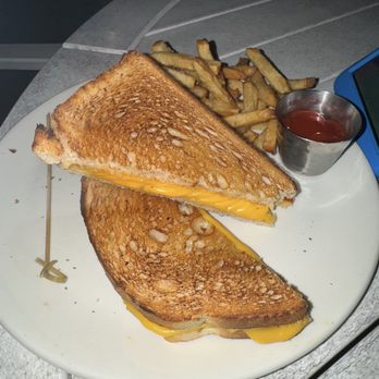 Marker 88 - Grilled cheese - Seafood Near Me - Islamorada, Florida Marker 88 - Grilled cheese - Seafood Near Me - Islamorada, Florida