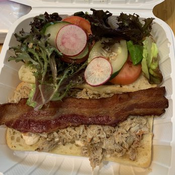 Feast - Crab sandwich - Hawaiian Near Me - Honolulu, Hawaii Feast - Crab sandwich - Hawaiian Near Me - Honolulu, Hawaii