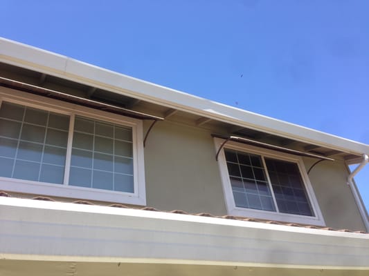 Bostok & Williams Roofing Logo