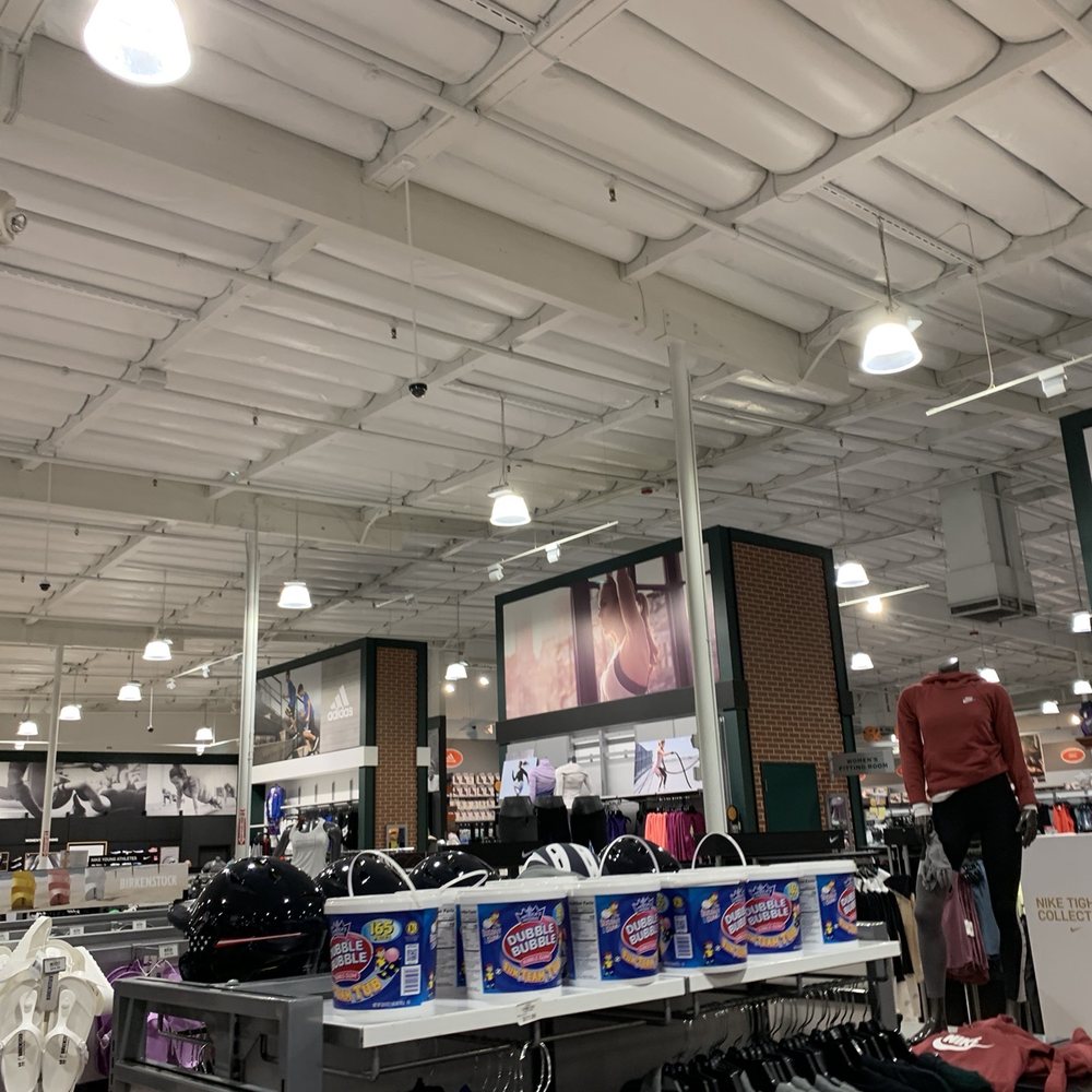 DICK'S Sporting Goods - Sports Wear Near Me - Huntington Beach, California